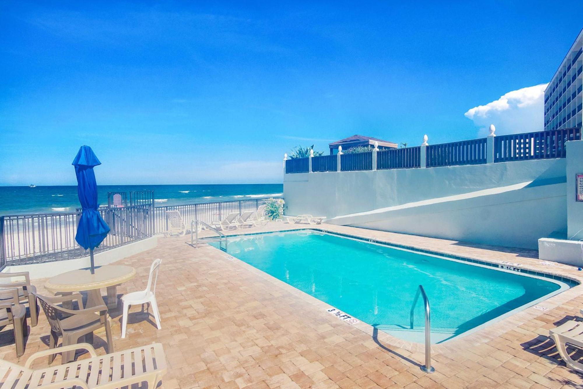 Family Friendly Oceanfront Condo With Pool! Daytona Beach Exterior photo